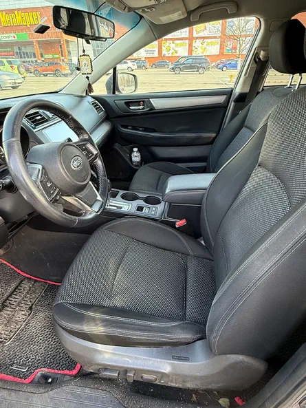 Subaru Outback 2018 - 10