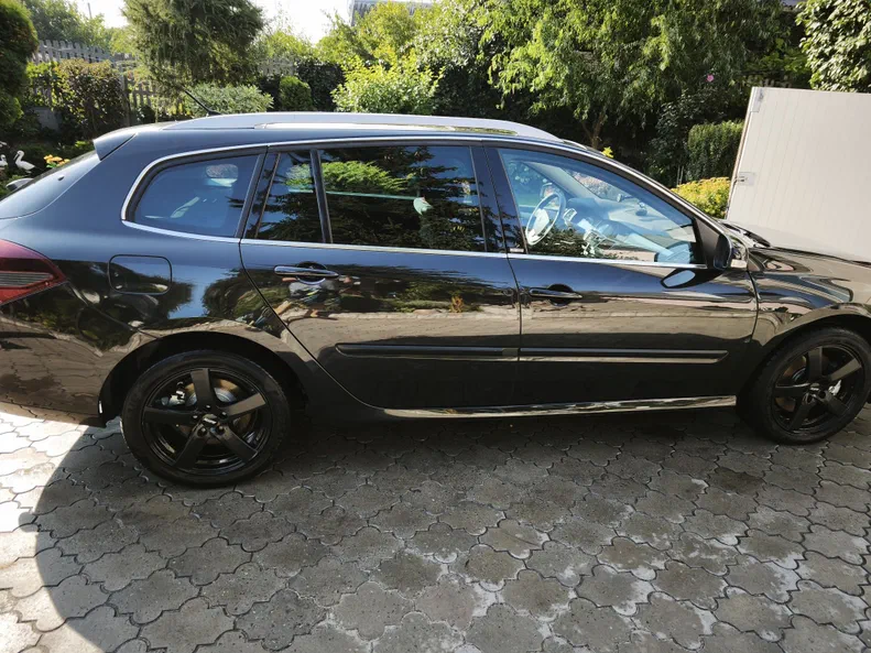 Renault Laguna 2010 - 7