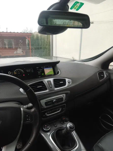 Renault Scenic 2014 - 8