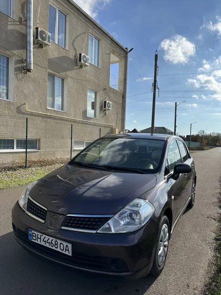 Nissan Tiida 2008 - 7