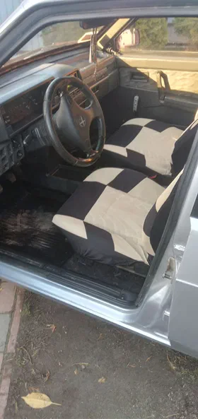 Lada (ВАЗ) 2109 2001