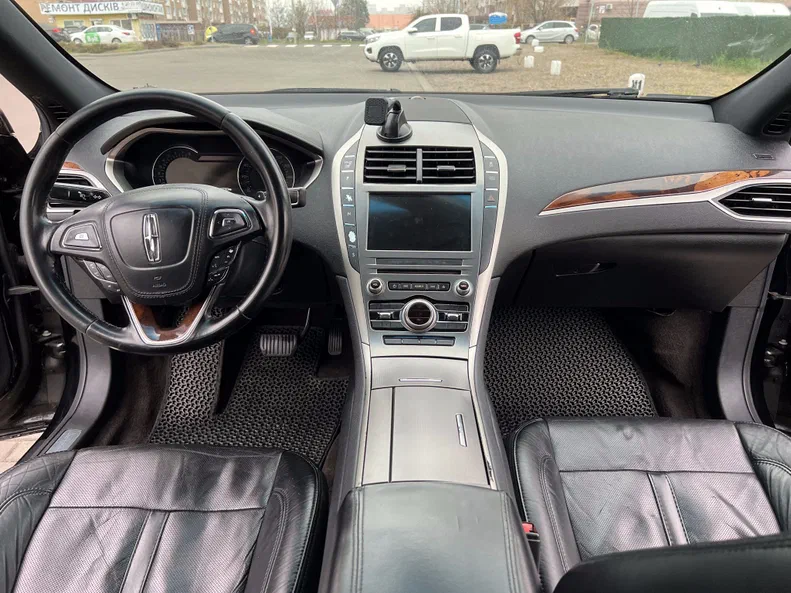 Lincoln MKZ 2016 - 28