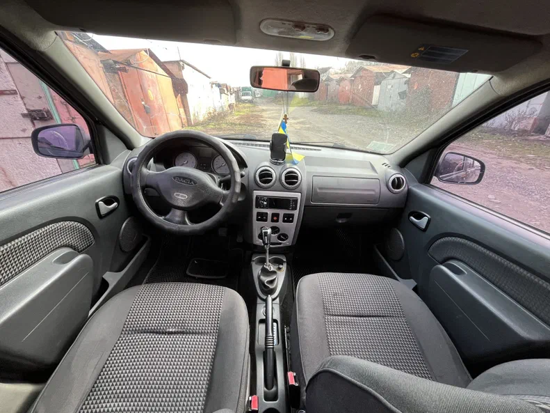 Dacia Logan 2007 - 21