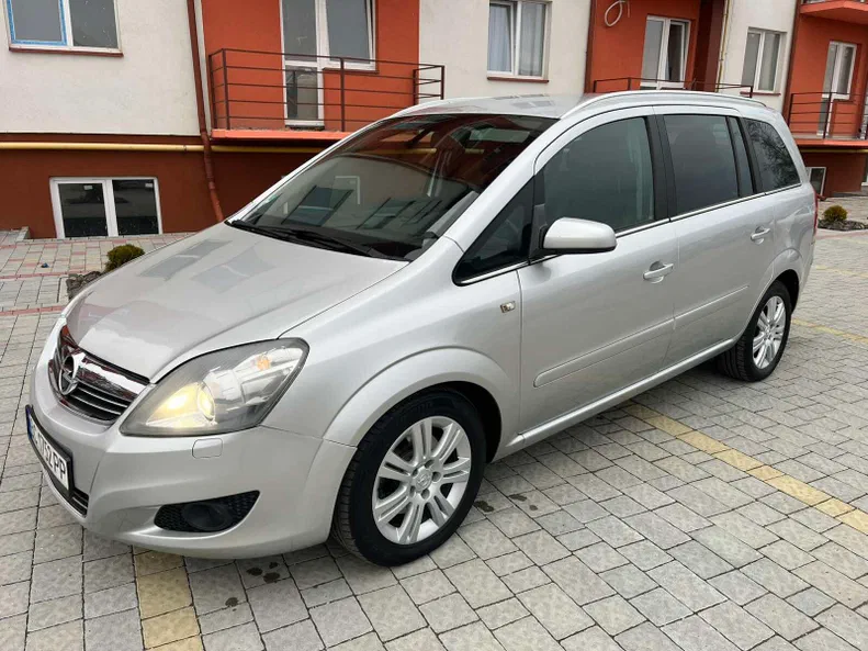 Opel Zafira 2009