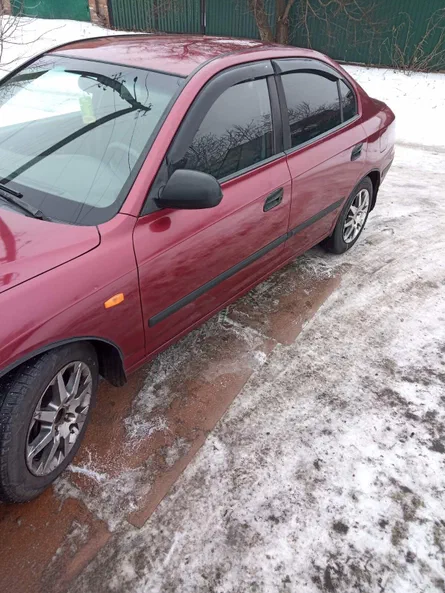 Hyundai Elantra 2005