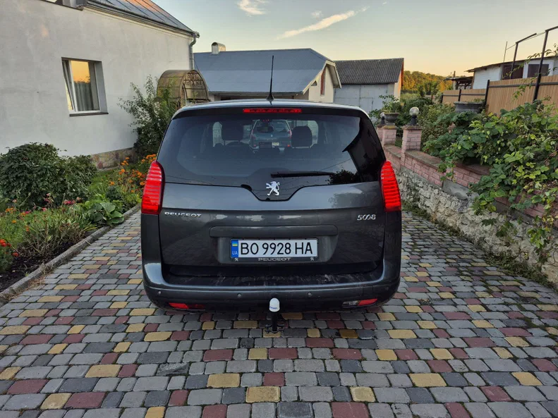 Peugeot 5008 2009 - 18
