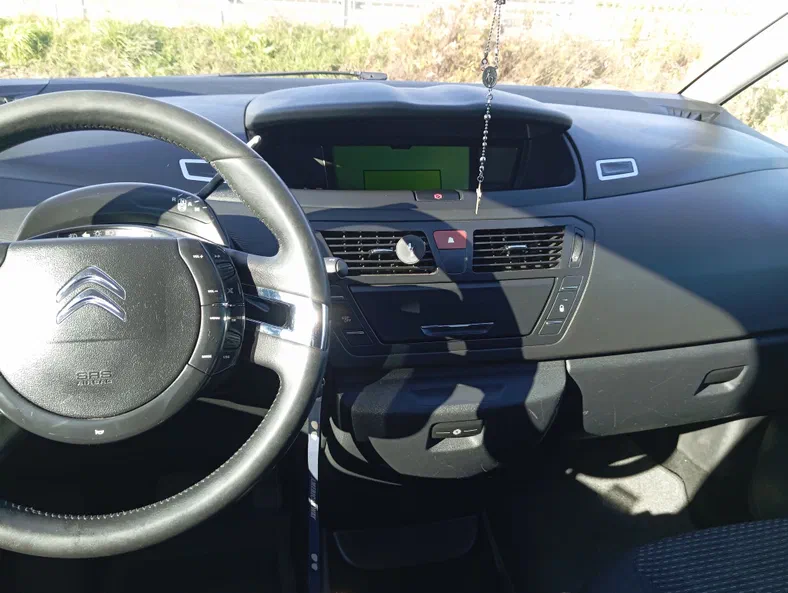 Citroen C4 Picasso 2011 - 11