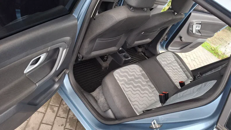 Skoda Fabia 2009 - 11