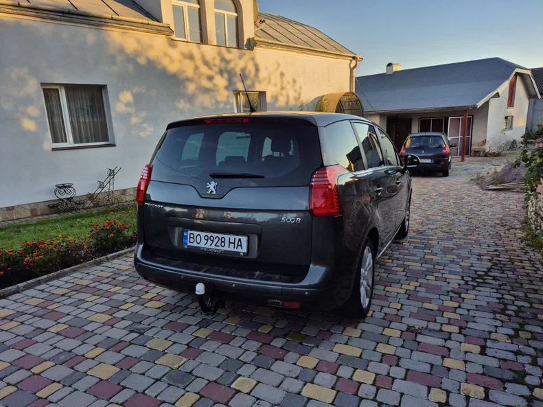 Peugeot 5008 2009