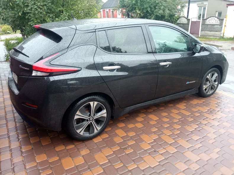 Nissan Leaf 2018 - 9