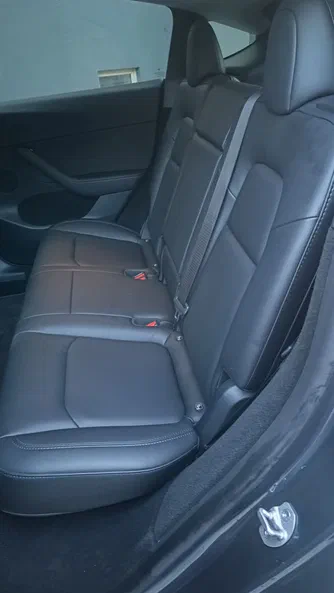 Tesla Model Y 2023 - 6