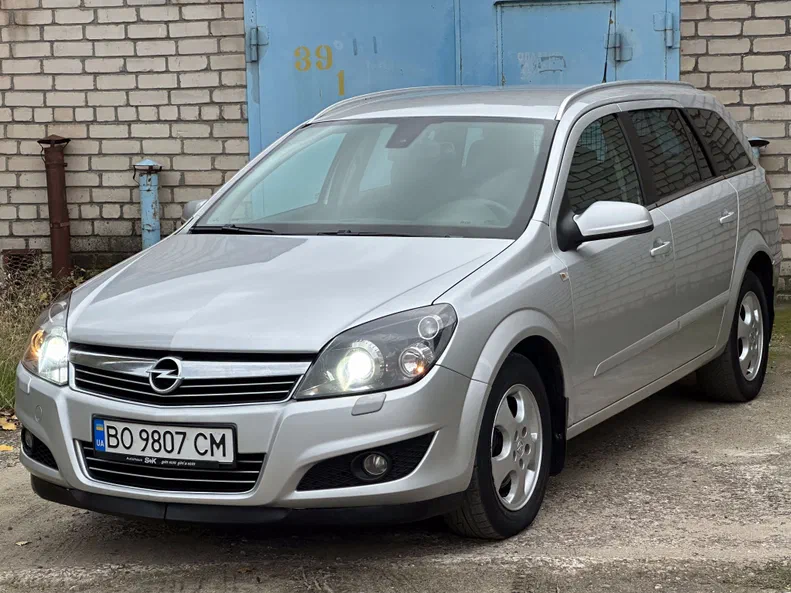 Opel Astra 2009