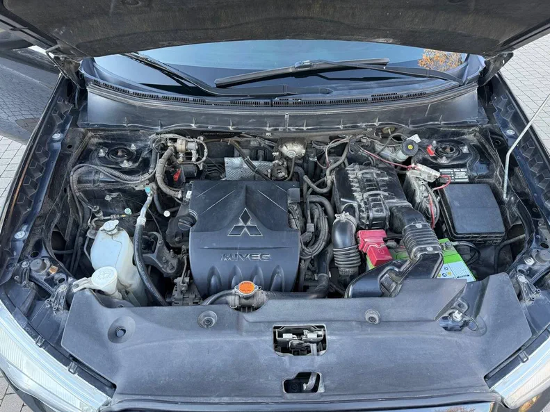 Mitsubishi ASX 2012 - 24