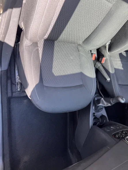 Renault Logan 2019 - 23