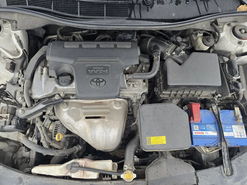 Toyota Camry 2014 - 19