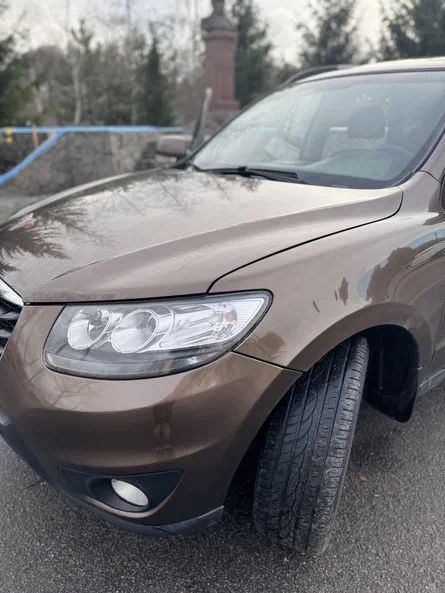 Hyundai Santa Fe 2011