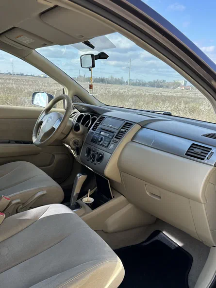 Nissan Tiida 2008 - 16