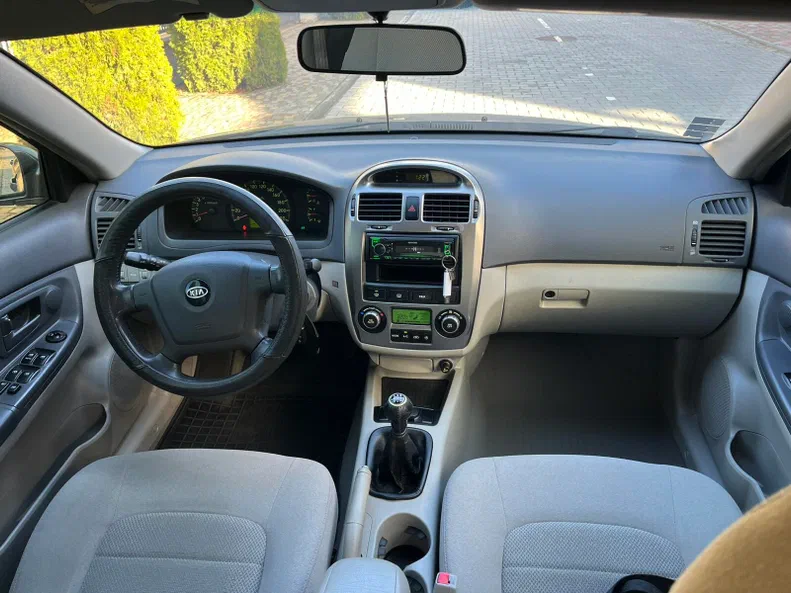 Kia Cerato 2005 - 13