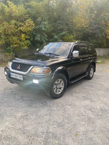 Mitsubishi Pajero Sport 2004