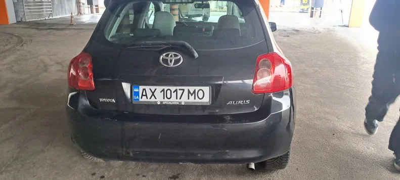Toyota Auris 2008 - 9
