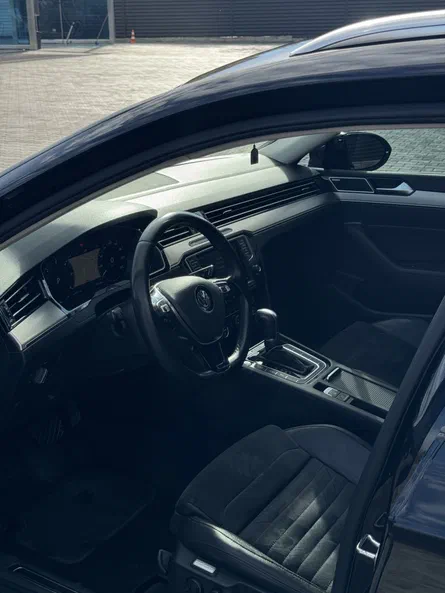 Volkswagen Passat 2017 - 24