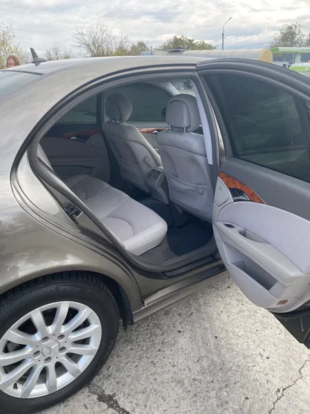 Mercedes-Benz E-Клас 2007 - 18