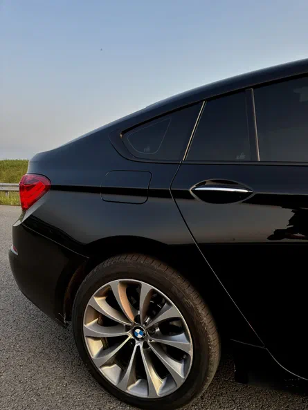 BMW 5 серія 2016 - 9