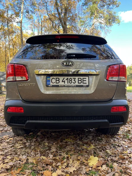Kia Sorento 2011 - 8