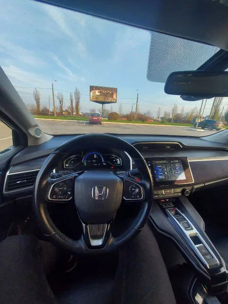 Honda Clarity 2018 - 9