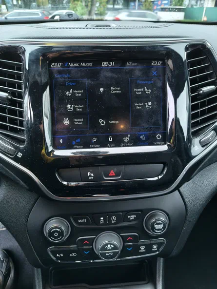 Jeep Cherokee 2020 - 15