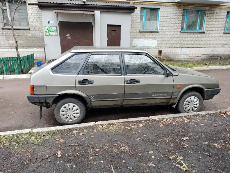 Lada (ВАЗ) 2109 1999