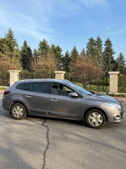 Renault Megane 2011 - 5