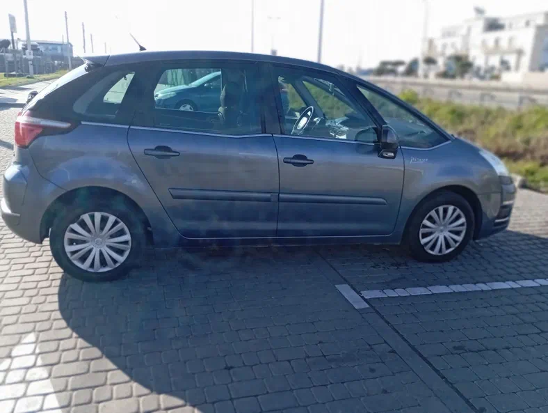 Citroen C4 Picasso 2011 - 5