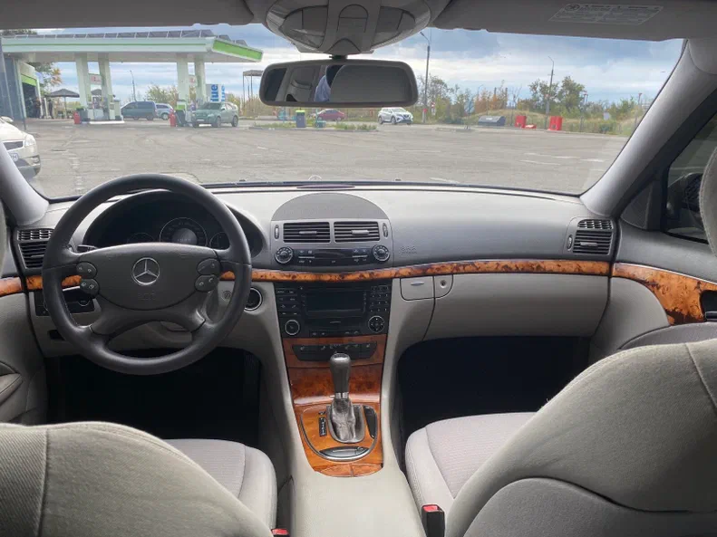 Mercedes-Benz E-Клас 2007 - 21