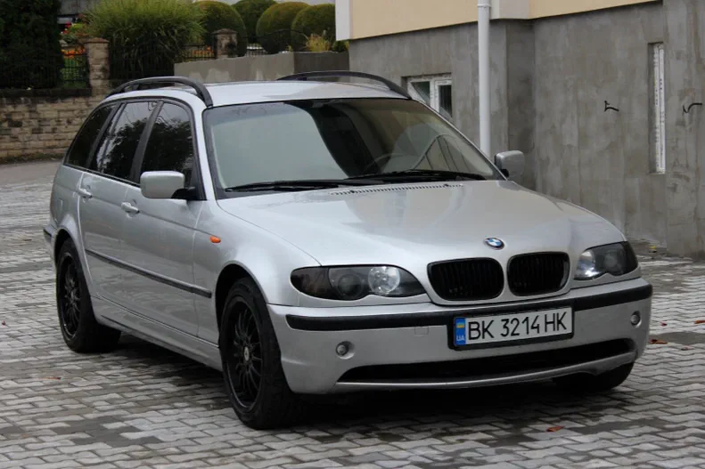 BMW 3 серія 2002 - 13