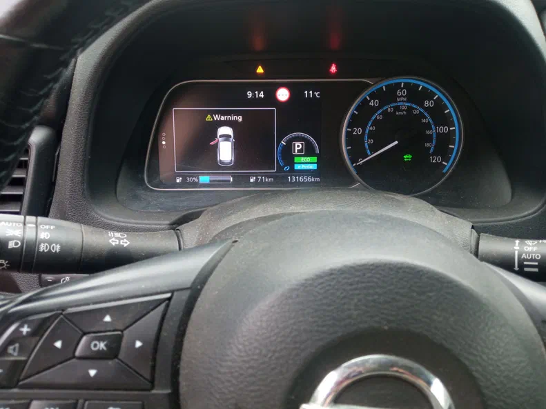 Nissan Leaf 2018 - 6