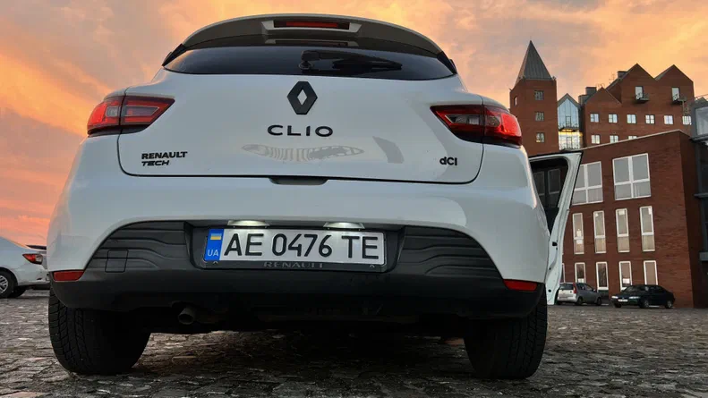 Renault Clio 2016 - 8