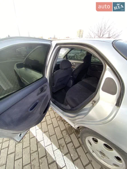 Ford Mondeo 1997 - 8