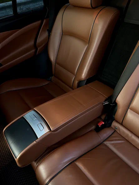 BMW 5 серія 2016 - 27