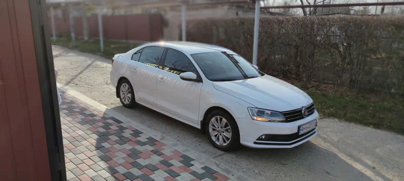 Volkswagen Jetta 2016 - 5