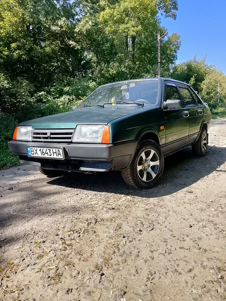 Lada (ВАЗ) 21099 2001