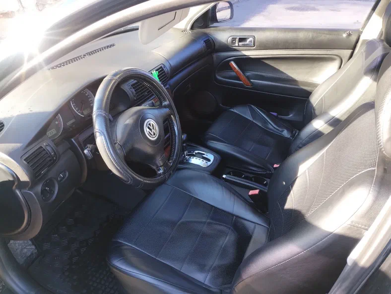 Volkswagen Passat 2003 - 5