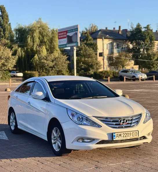 Hyundai Sonata 2012