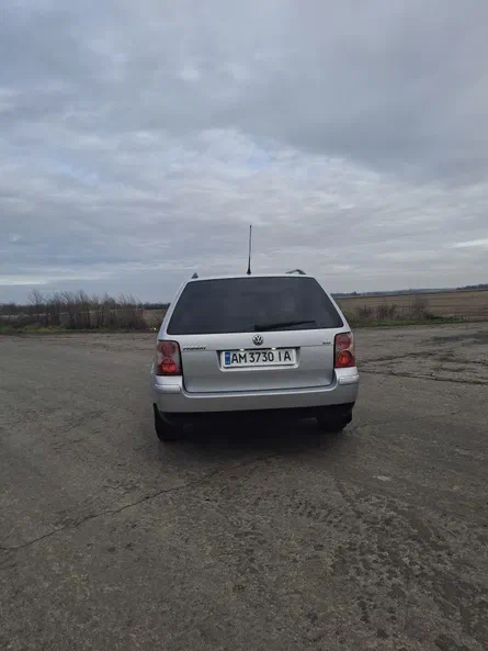 Volkswagen Passat 2003