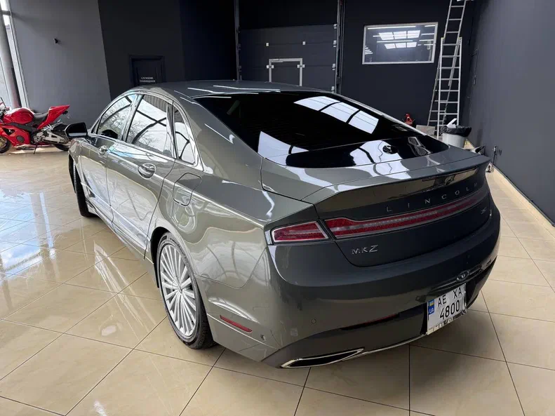 Lincoln MKZ 2016
