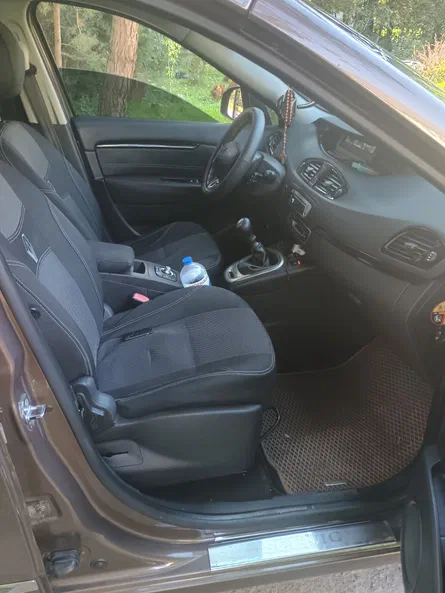 Renault Megane 2013 - 5