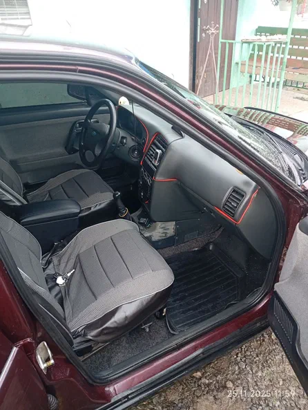 Lada (ВАЗ) 2112 2008 - 14