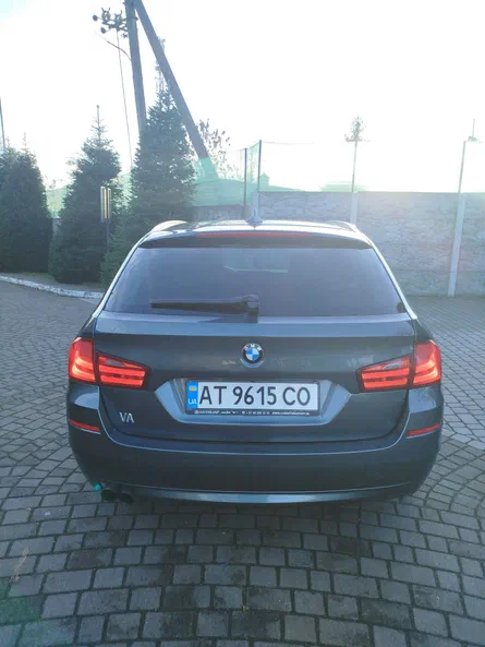BMW 5 серія 2013 - 25