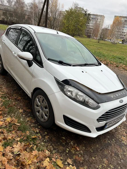 Ford Fiesta 2013 - 9