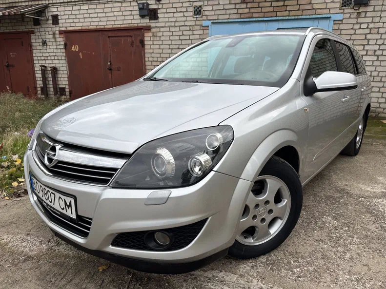Opel Astra 2009 - 7
